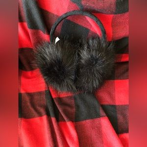 Black Earmuffs